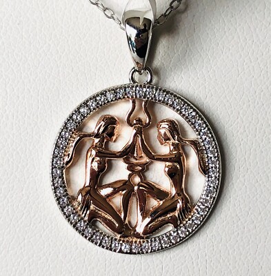 Simulierter Diamant Zwillinge Sternzeichen Rosegold Overlay 925 Sterling Silber Anhänger.