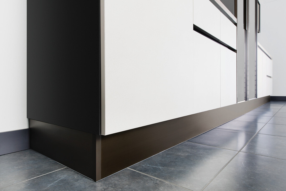 Aluminium Kitchen Unit Plinth Trim / Kick Board 145mm x 3000mm Bronze