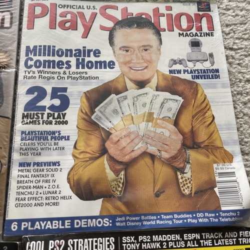 PLAYSTATION Play Station Magazine February, August, November, December 2000 Lot - Picture 3 of 9