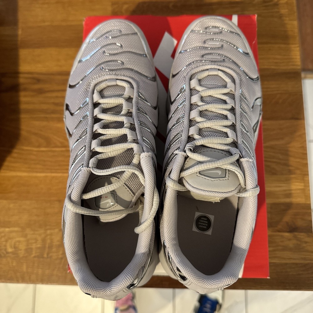 Size 7Y-Nike Air Max Plus Metallic Silver
