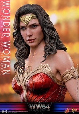 Ready! New Hot Toys MMS584 WW1984 1/6 Wonder Woman Regular Ver