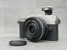 OLYMPUS PEN E-P7 Mirrorless Camera with 14-42mm F3.5-5.6 EZ Lens Kit