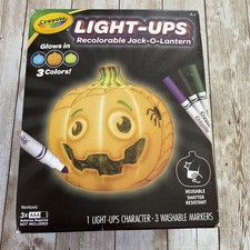 Crayola Light Up Jack-O-Lantern Recolorable Kit with Washable Markers Age 4 New
