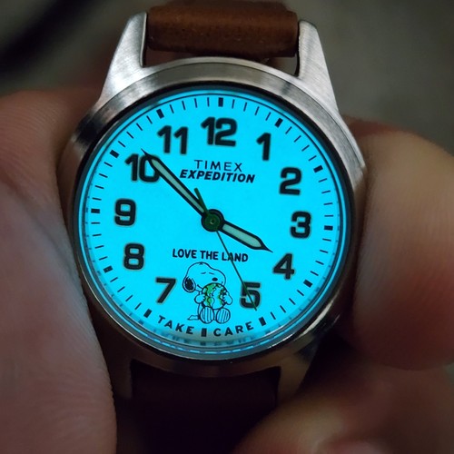 TIMEX Expedition Snoopy Indiglo TW4B25100 QUARTZ Analog Damenuhr WR 50M - Bild 8 von 11