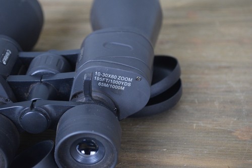 10-30x60 Zoom Fernglas Rubin beschichtete Objektive 195ft/1000yds mit Barska Etui Kappen - Bild 7 von 9