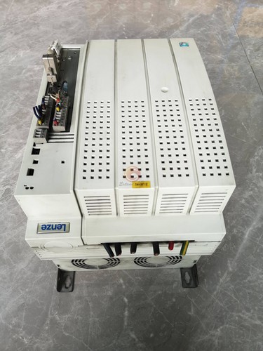 ONE LENZE SERVO INVERTER EVS9328-ES Gebraucht - Bild 3 von 4