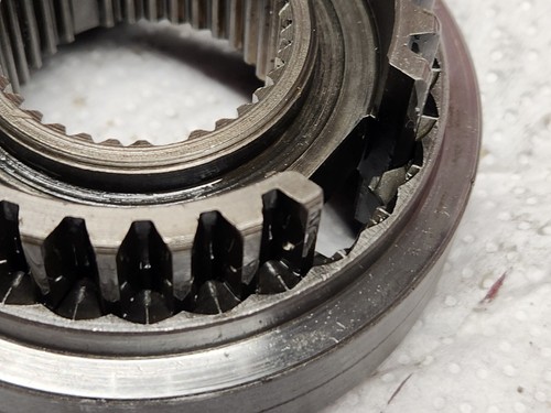 MG MGB 1968-80 4 synchro non-OD Gearbox Transmission 3rd /4th Gear Sliding Hub - Picture 8 of 14