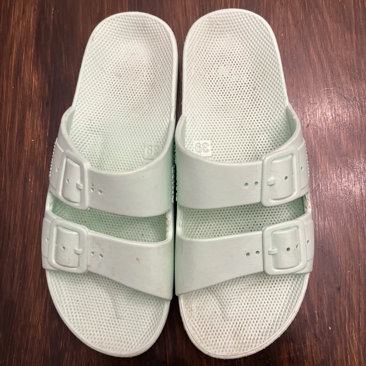 Freedom Moses Womens Key Lime Buckle Slide Sandal Size EU 38/39 US 7.5/8.5