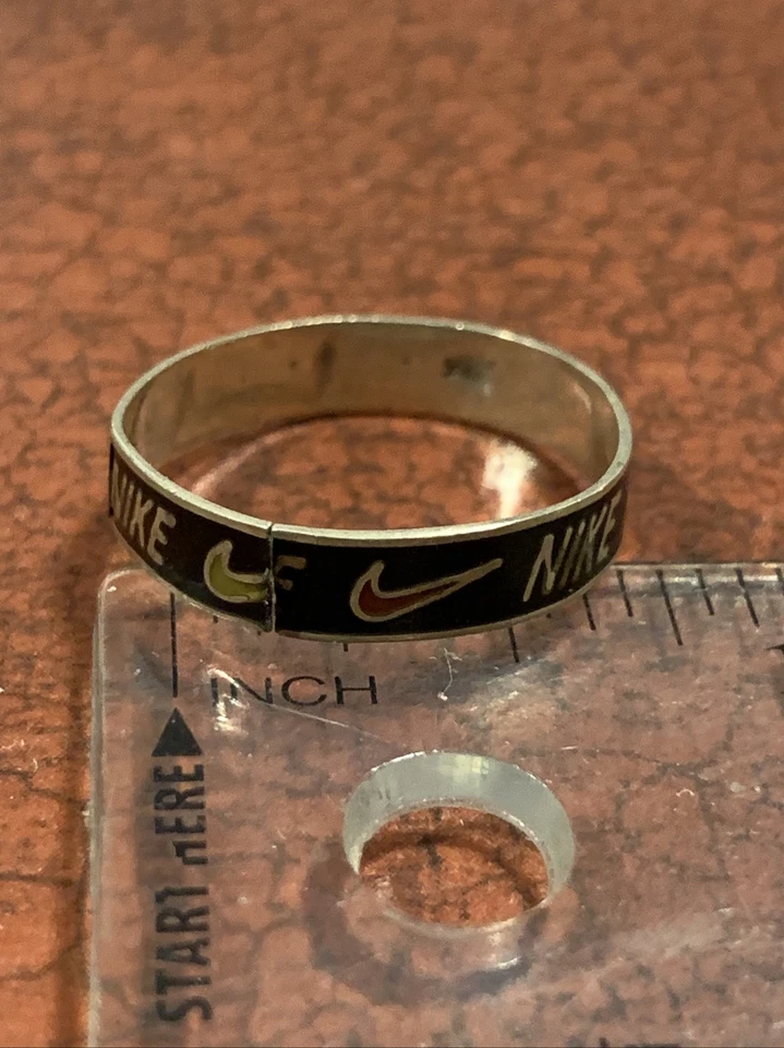 Anillo Promocional Nike Raro Esmalte Plata Esterlina 925 Firmado Años 70 De Colección COMO ESTÁ Foto 3 de 4