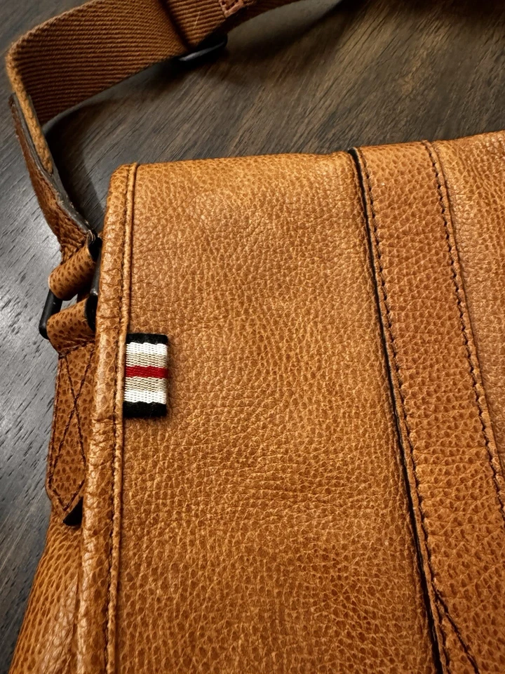 Men’s Burberry Leather Satchel Very Gently Used - Image 2 of 4