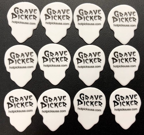 12 pcs Skull Shaped Guitar Picks - SKULLS - Hot Picks - 12 pics - Grave Picker - Picture 2 of 3