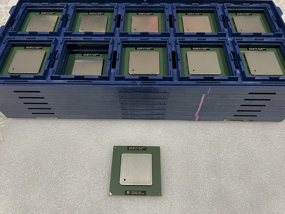 INTEL PENTIUM III 1.133 GHz 133 Bus 512K Socket 370 RK80530KZ006512 SL5PU CPU - Image 3 of 3