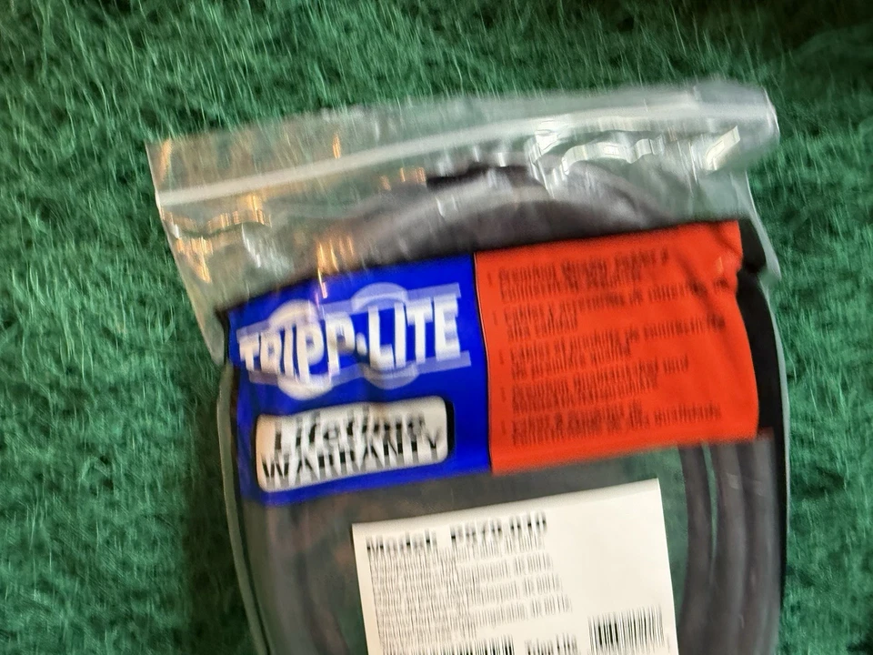 TRIPP LITE P579-010 DisplayPort Extension Cable 10ft - Image 2 of 4