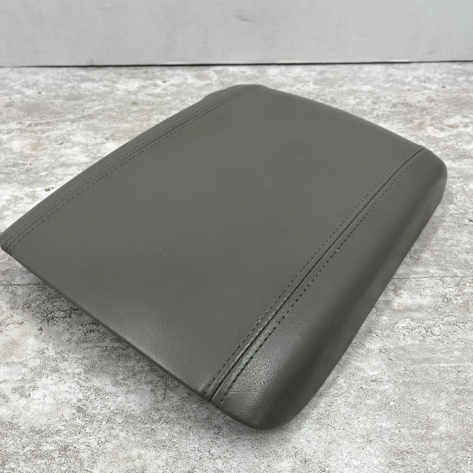 GMC Yukon Denali 2003-2006 consola central tapa reposabrazos reposabrazos gris OEM Foto 4 de 4