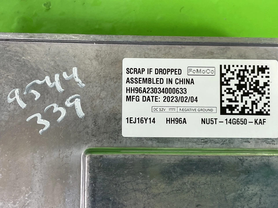 БЛОК УПРАВЛЕНИЯ МОДУЛЕМ ШЛЮЗА VW AMAROK ECU MK2 2022-2025 NU5T14G650KAF - Изображение 3 из 4