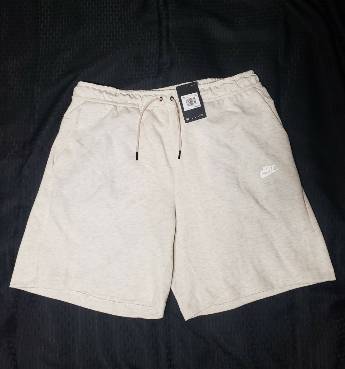 OFF WHITE X NIKE Pantaloncini in pile Nike Sportswear Tech crema d'avena 928513 141 taglia XXL vestibilità standard