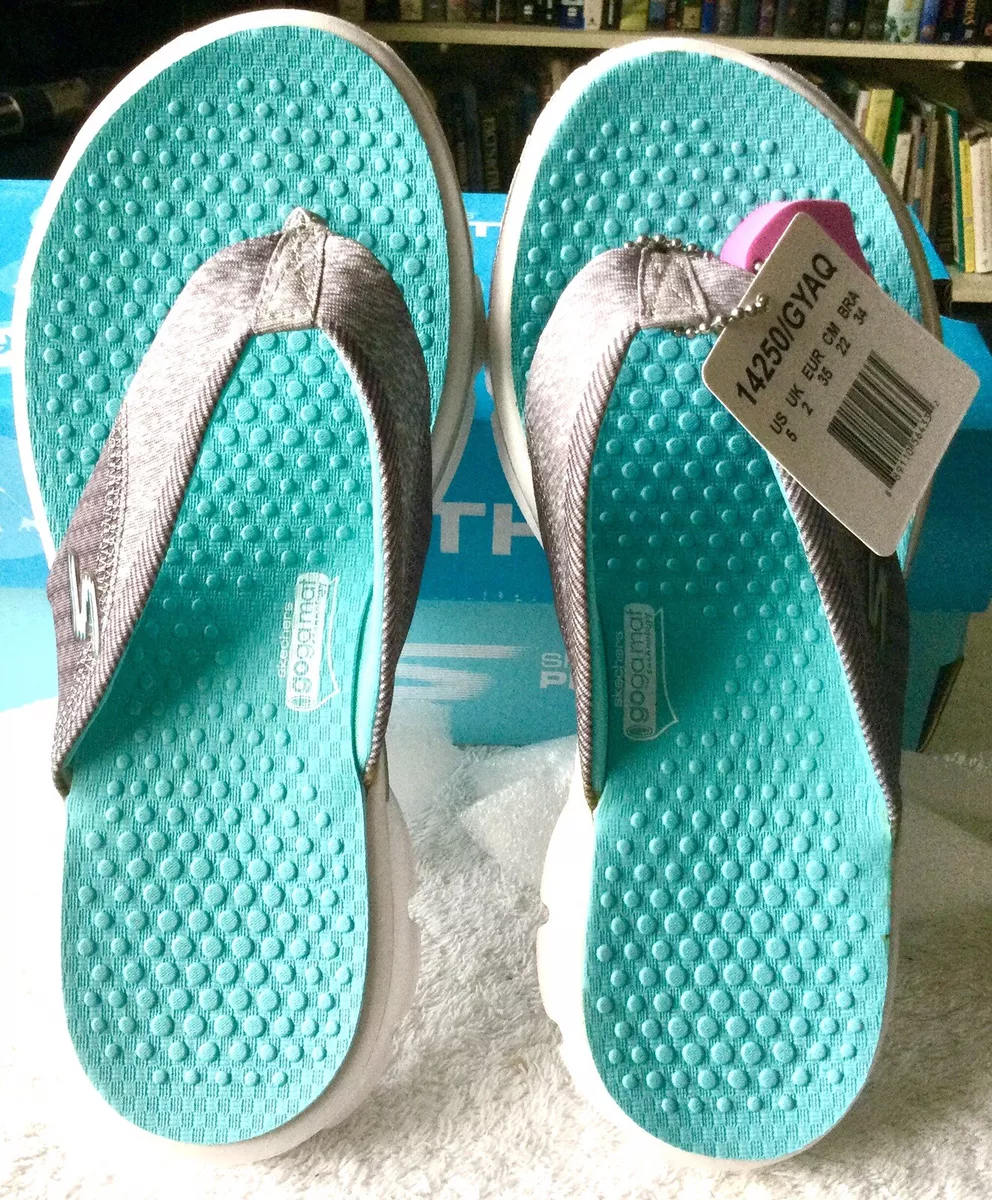 voldsom Ruin bruger NEW SKECHERS WOMEN&#039;S GOWALK PIZAZZ SANDALS Aqua/Gray Size 5 FLIP FLOP  14250 | eBay