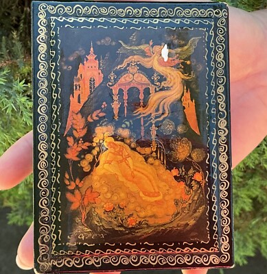 Vintage Russian Palekh Papier-Mache Lacquer Box ''Ruslan and Ludmila'' Pushkin
