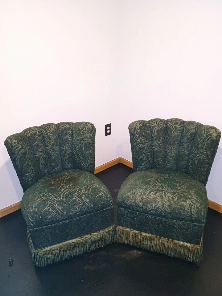2 Sillas Zapatilla Antiguas Lingotes Flecos Hojas Verdes Tela Original Mechonada. Foto 2 de 4