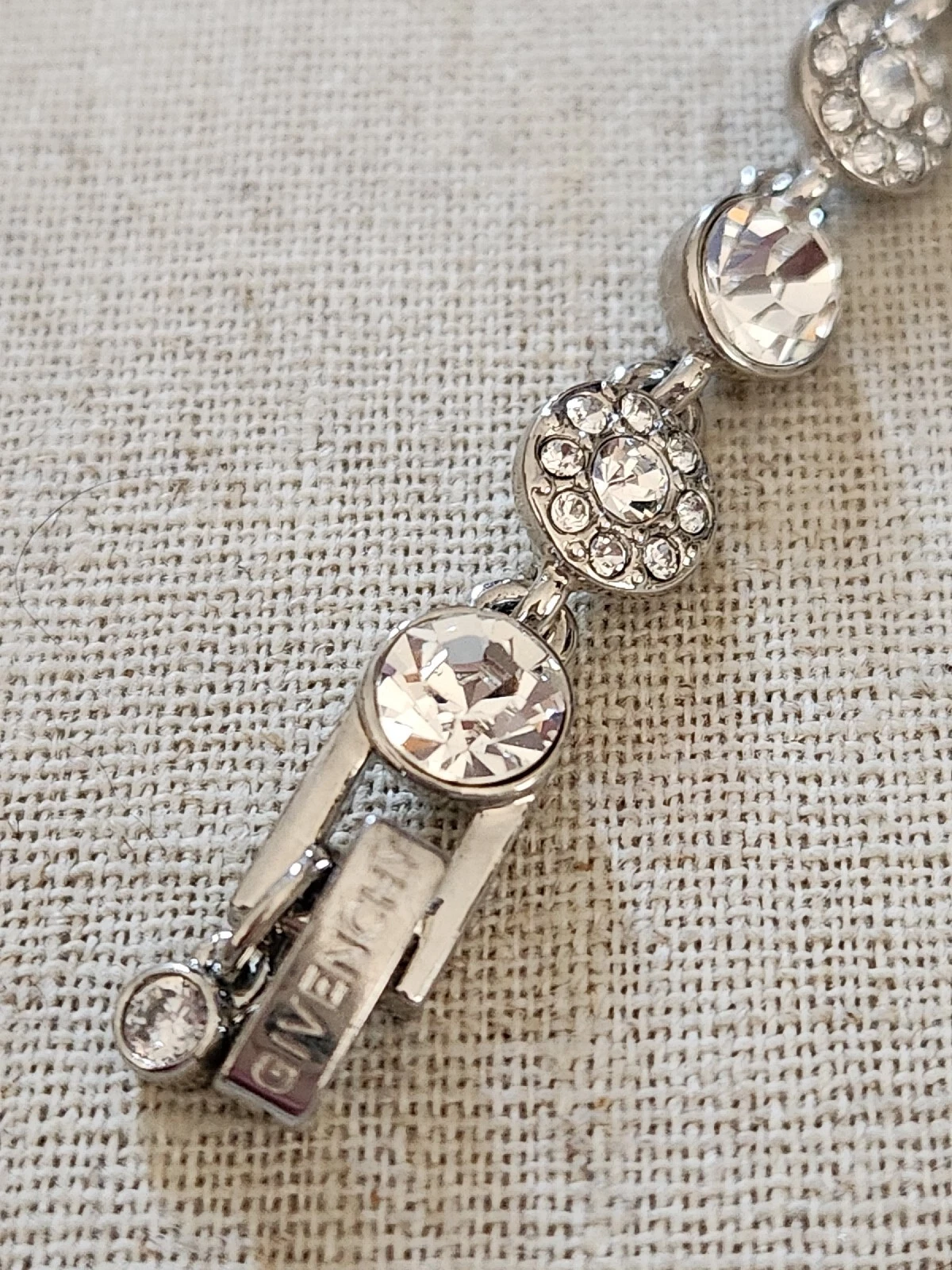 Braccialetto Firmato Givenchy Cluster Cristalli 7 5 Pollici