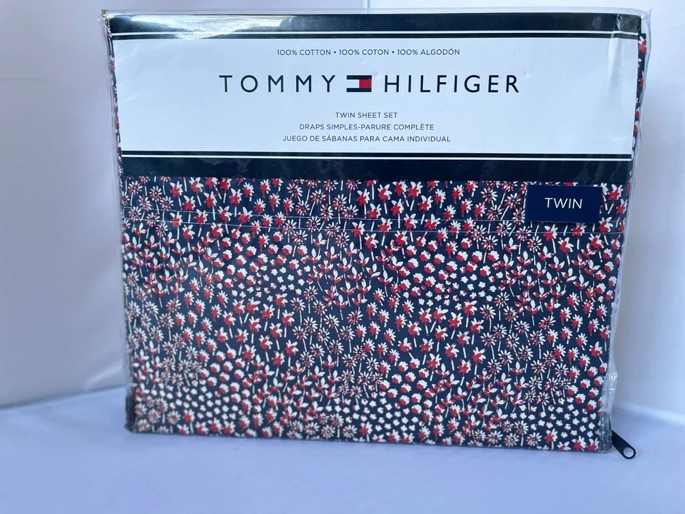Tommy Hilfiger Black  Iris Field Flower  Sheet Set - Image 2 of 4