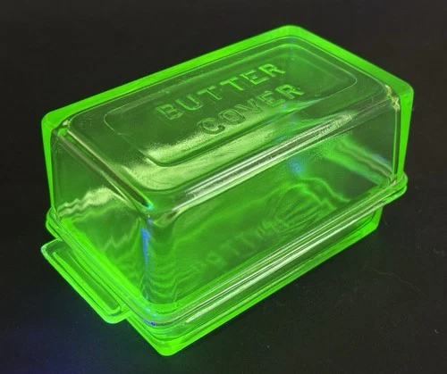 Vintage Hazel Atlas Glass Green Depression Uranium Butter Cover Dish & Lid