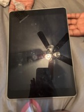 Apple iPad Pro 9.7-inch A1675 32 GB, Wi-Fi  4G, 9.7 in - Rose Gold