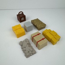 tomy trackmaster thomas the tank engine train set mixture of cargo