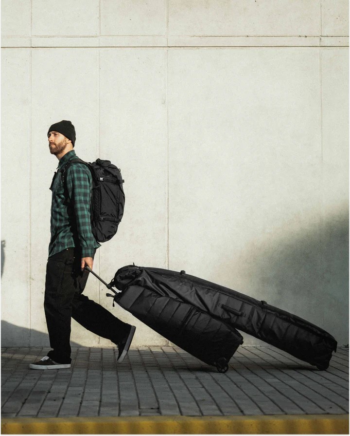 USED DB Equipment Snow Roller Pro Ski Snowboard Bag White 190cm