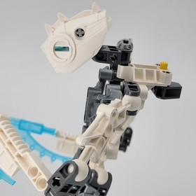 Bionicle (8741) TOA HORDIKA NUJU 100% Complete 2 Rhotuka Spinners Lego Spare Pcs