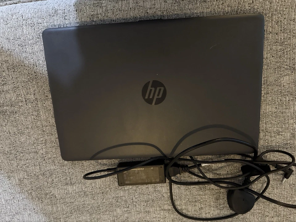 HP 255 G7 15.6" Windows 10 FHD Laptop A6-9225 240GB SSD 8GB Radeon Graphics - Image 3 of 4