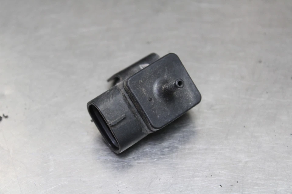 00-03 SUZUKI GSXR750 MAP MASS AIR FLOW PRESSURE SENSOR 15620-35F00 Foto 3 de 4