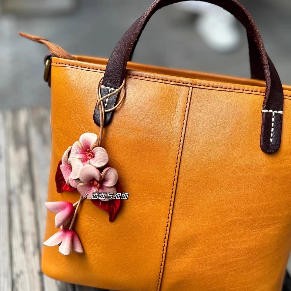 Bolso de Cuero Flor Dije Colgante Bolso de Mano Decoración Accesorios Hecho a Mano Regalo Foto 4 de 4