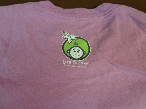 Life is Crap "Out of Wine" Tee T Shirt Top Lavender Small K14 - Picture 6 of 7