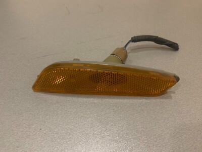 2003 2007 Cadillac CTS rechts Beifahrerseite Frontstoßstange Standlicht 25699094