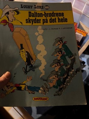 LUCKY LUKE 65 Dalton-brodrene skyder pà det hele -MORRIS- X. FALICHE & J. LÉTURG