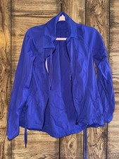 LULULEMON Women  s Transition Jacket in the Bruised Berry purple color Size 4