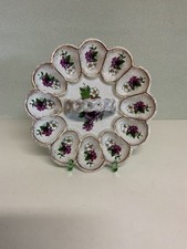 Alter Eierteller Eierplatte Servieteller Eier Porzellan mit Blumenmotiv Goldrand