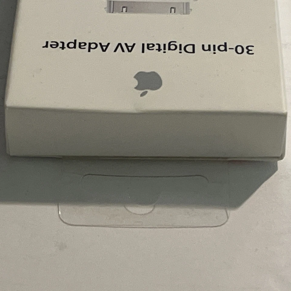 Apple 30pin HDMI Digital AV Adapter A1422 Genuine OEM Connector Authentic(E3024) - Image 4 of 4