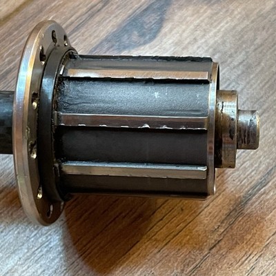 ZIPP カーボンハブ　２４穴 Vintage Zipp Carbon Aluminum Rear Hub 24H 130mm Shimano/Sram 8 / 9