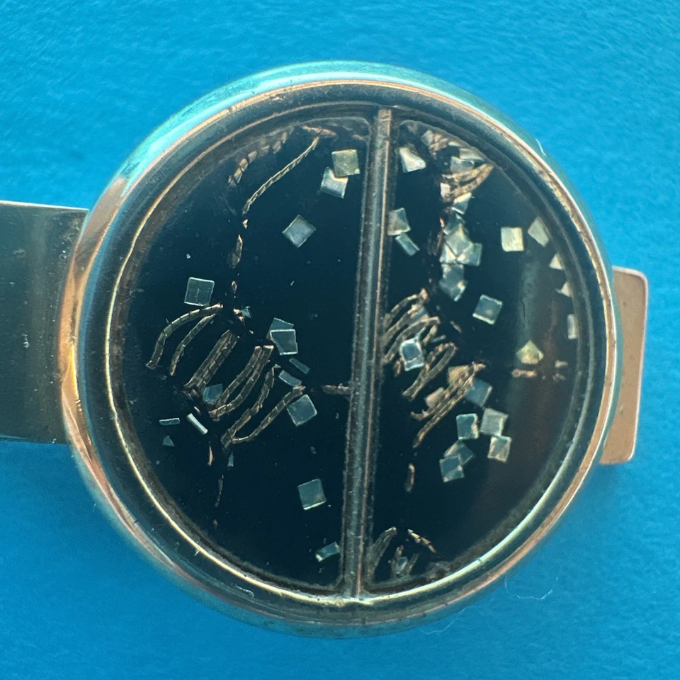 Clipe de gravata preto dos anos 50, SWANK preto e dourado Starburst glitter clipe de gravata vintage, década de 1950 - Imagem 3 de 4