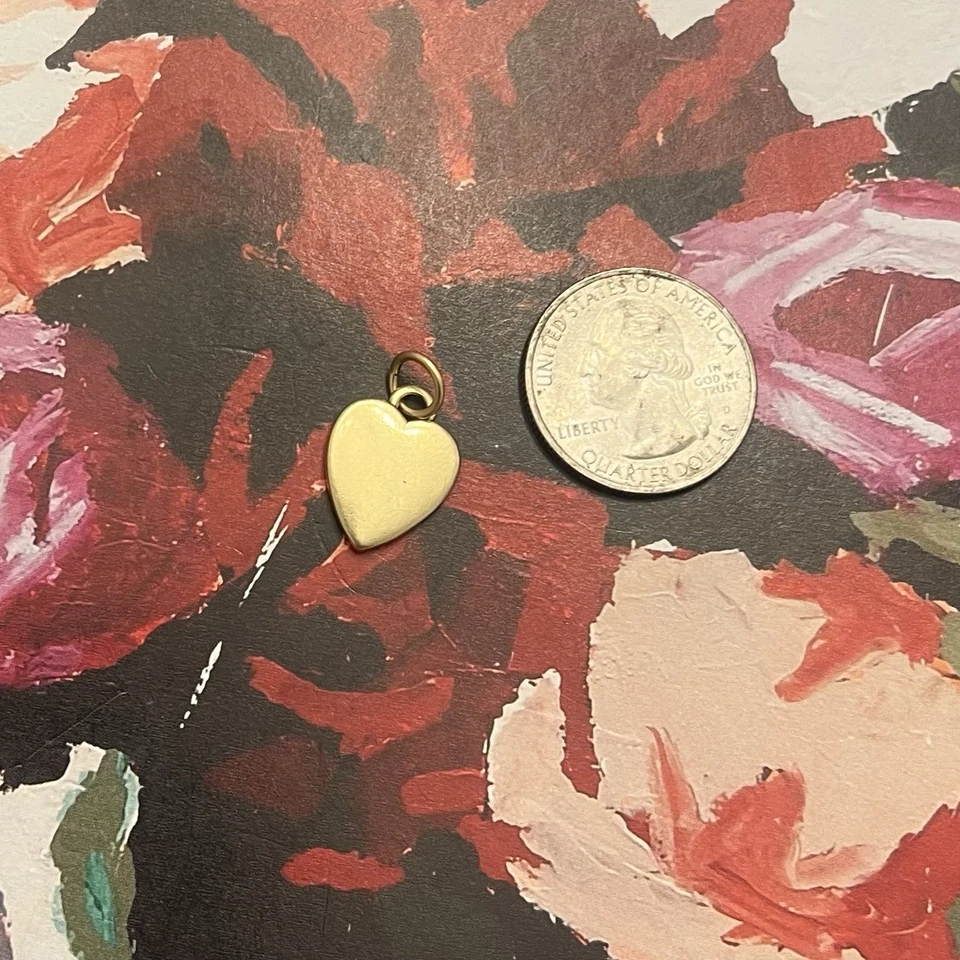 Tirador de cremallera corazón GG tono dorado usado excelente estado Foto 3 de 3