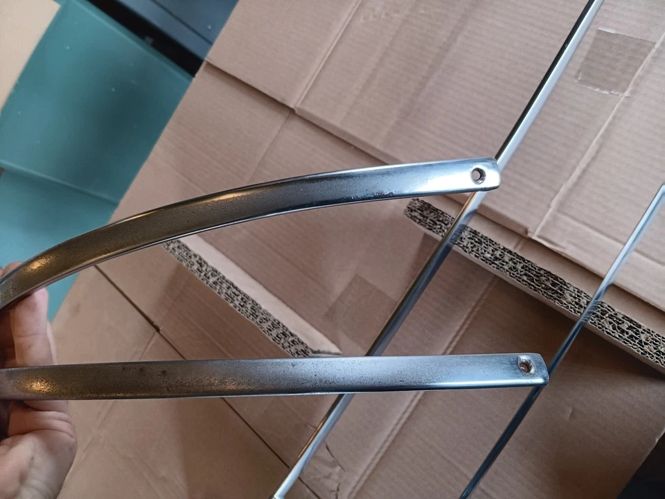 49 50 Chevy 2 Puertas Guardabarros Trasero Corona Molduras Acero Inoxidable Juego 4 Tiras Cromadas Foto 3 de 4