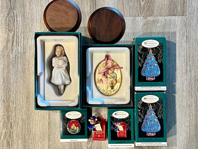 1993 Hallmark Lot of 7 ORNAMENT COLLECTOR'S CLUB Christmas Ornaments