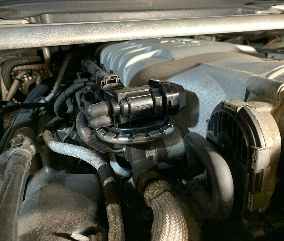 Válvula Aston Martin Vantage 4.3L V8 EGR +Gaxeta 6G33-9Y456-AB Gases de Escape Rec OEM - Imagem 2 de 4