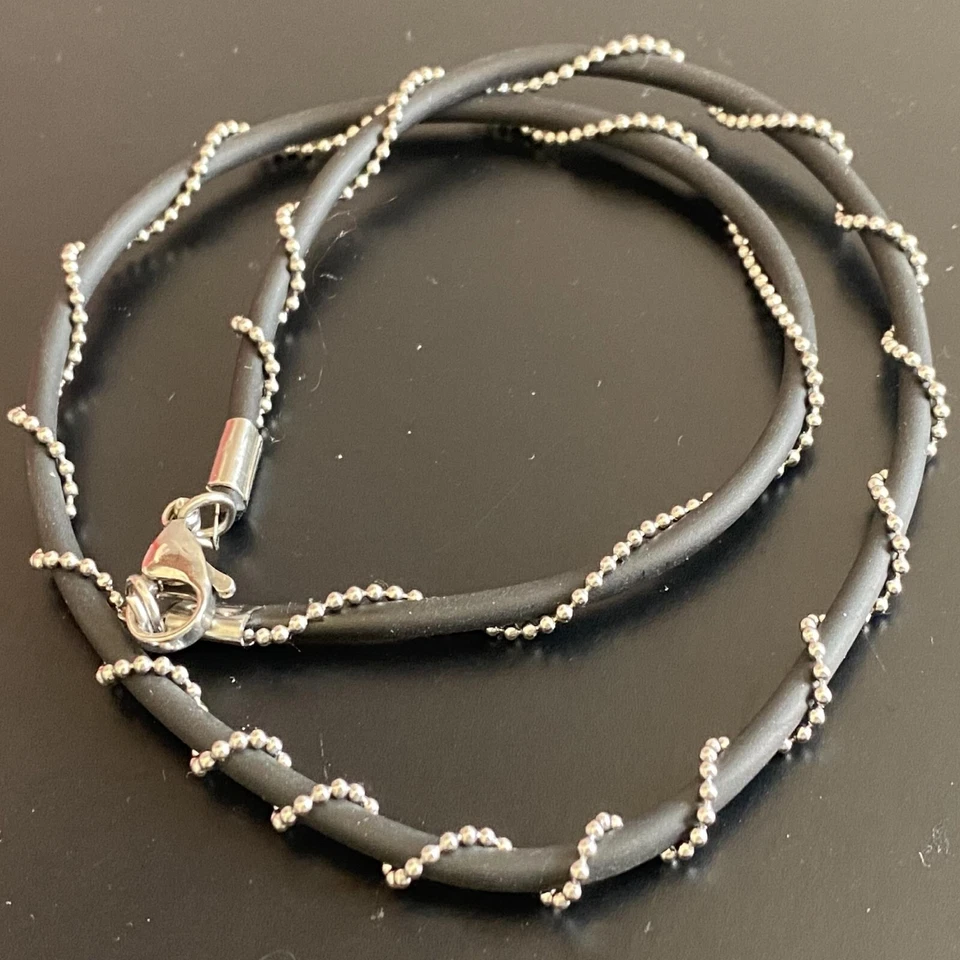 Collana in acciaio inox da uomo catenina catena palline sfere filo spinato 50 cm - Immagine 4 di 4