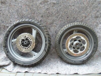 Yamaha Diversion 4BRA BJ. 1993 hinten + vorne Rad Reifen Felge mit Bremsscheibe