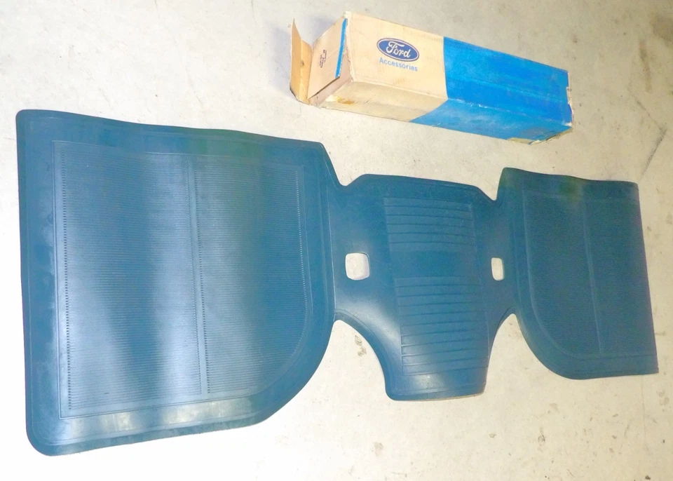 1969-1972 Ford Custom Galaxie 500 XL LTD Brougham NOS BLUE FULL REAR FLOOR MAT - Image 3 of 4