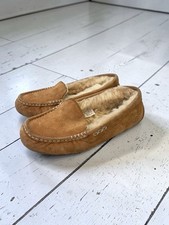 UGG Australia Ansley 3312 Women s Suede Moccasin Slippers Size 6 Chestnut