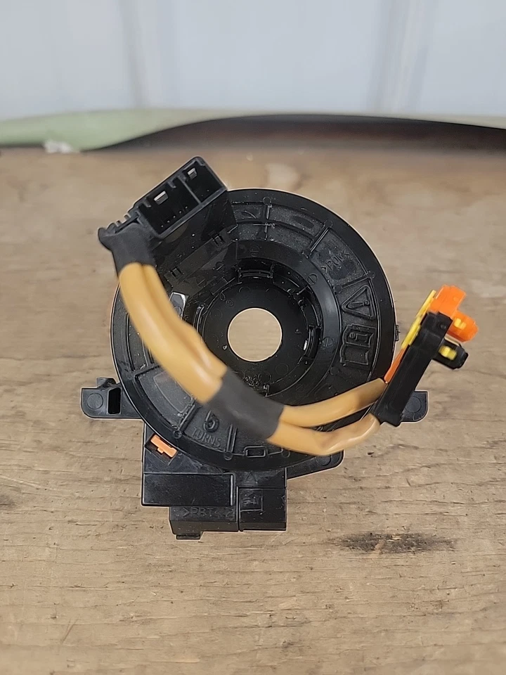 TOYOTA RAV4 2009 2010 2011 2012 VOLANTE RELOJ RESORTE 12090 75B800 OEM Foto 2 de 4